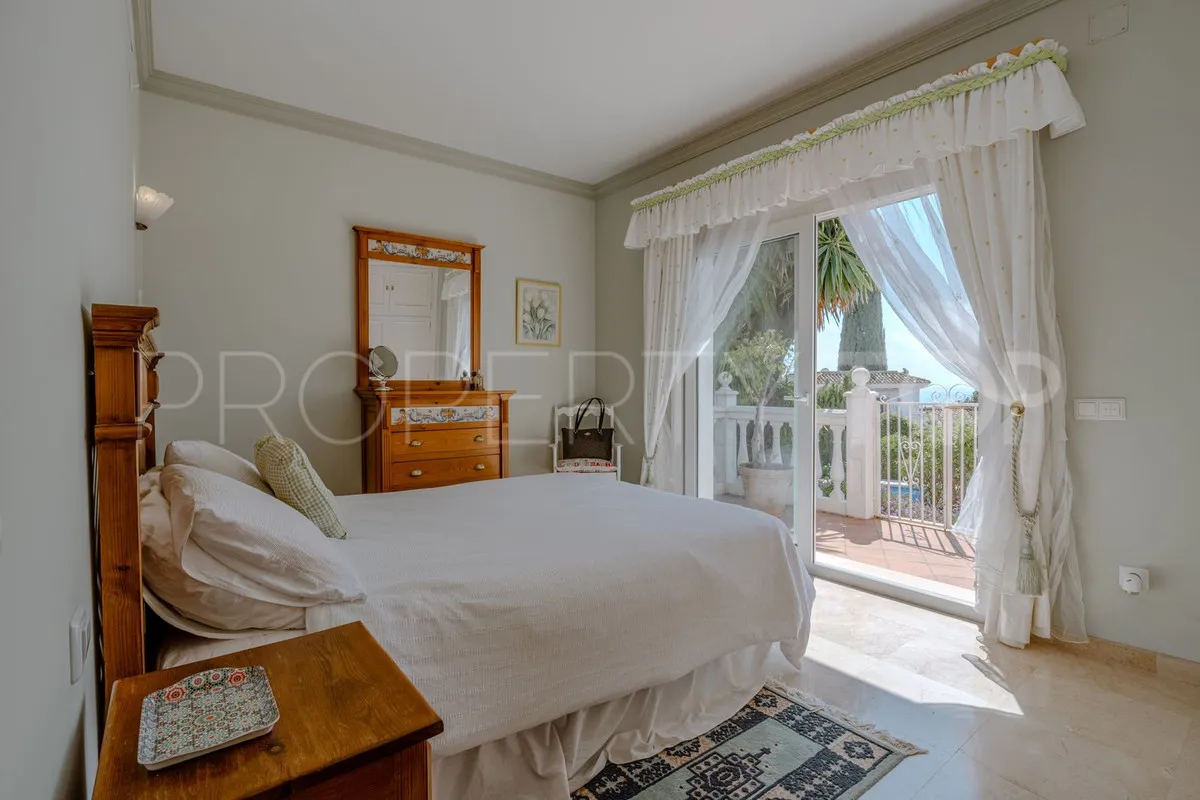 El Paraiso, villa de 5 dormitorios en venta