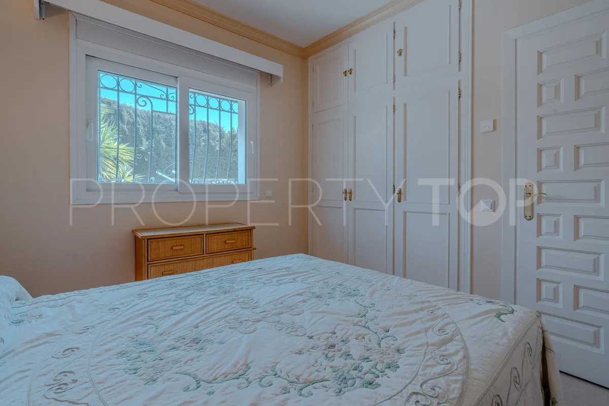 El Paraiso, villa de 5 dormitorios en venta