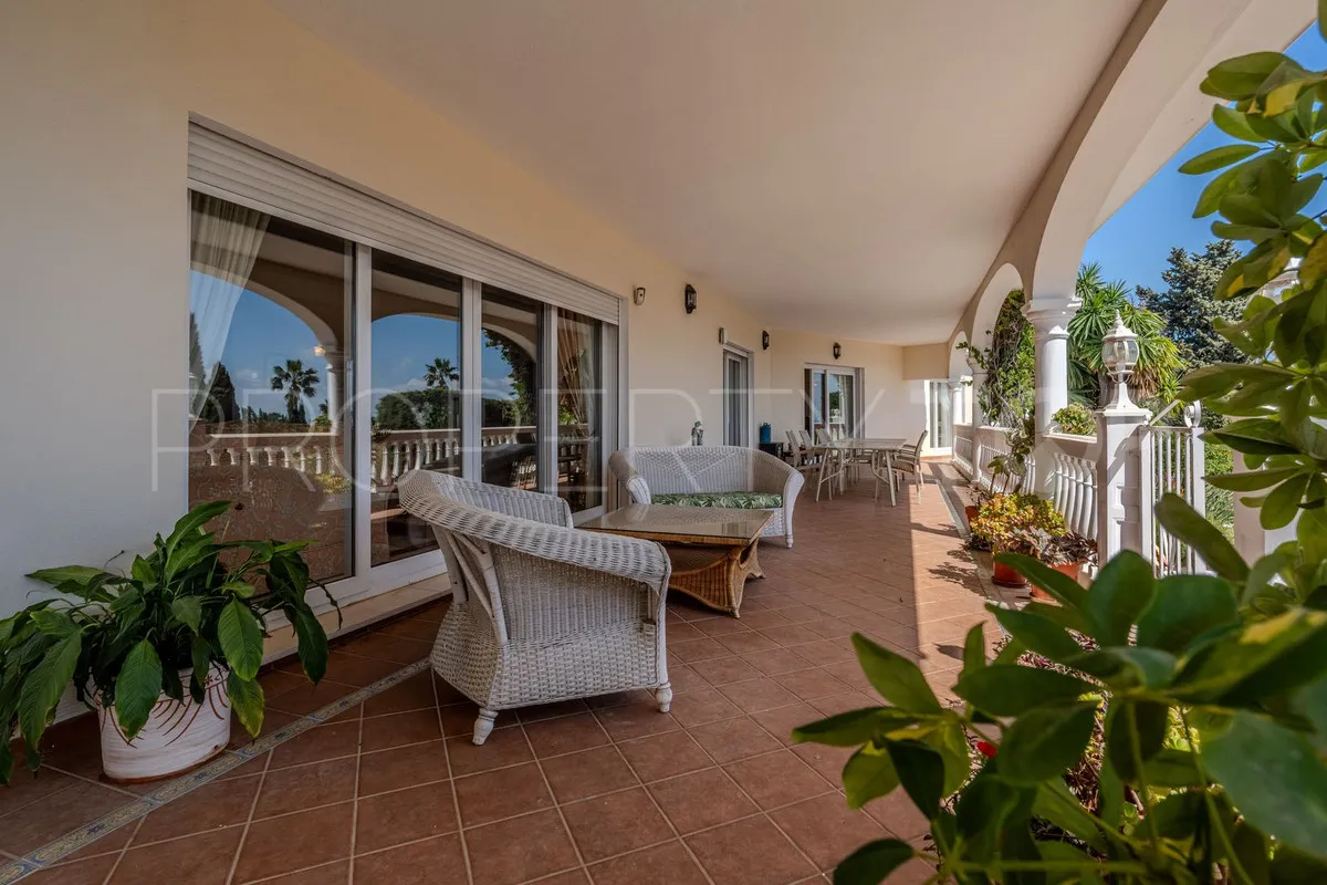 El Paraiso, villa de 5 dormitorios en venta