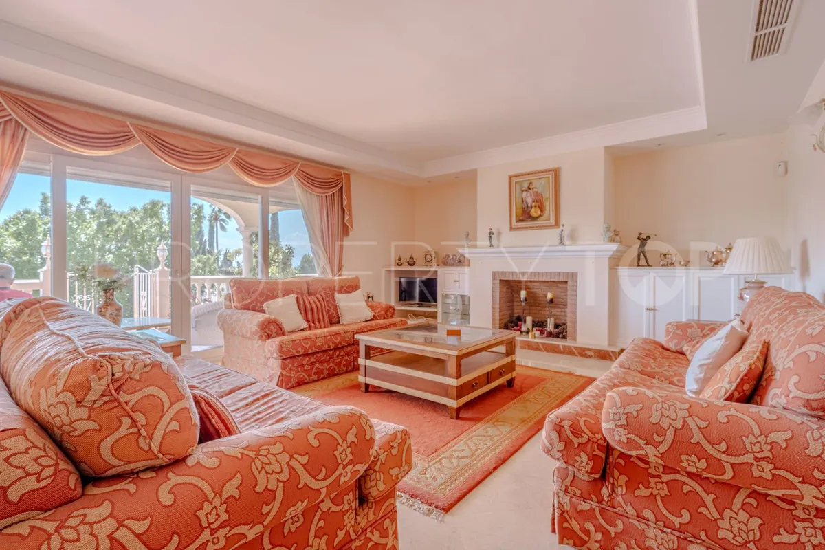 El Paraiso, villa de 5 dormitorios en venta