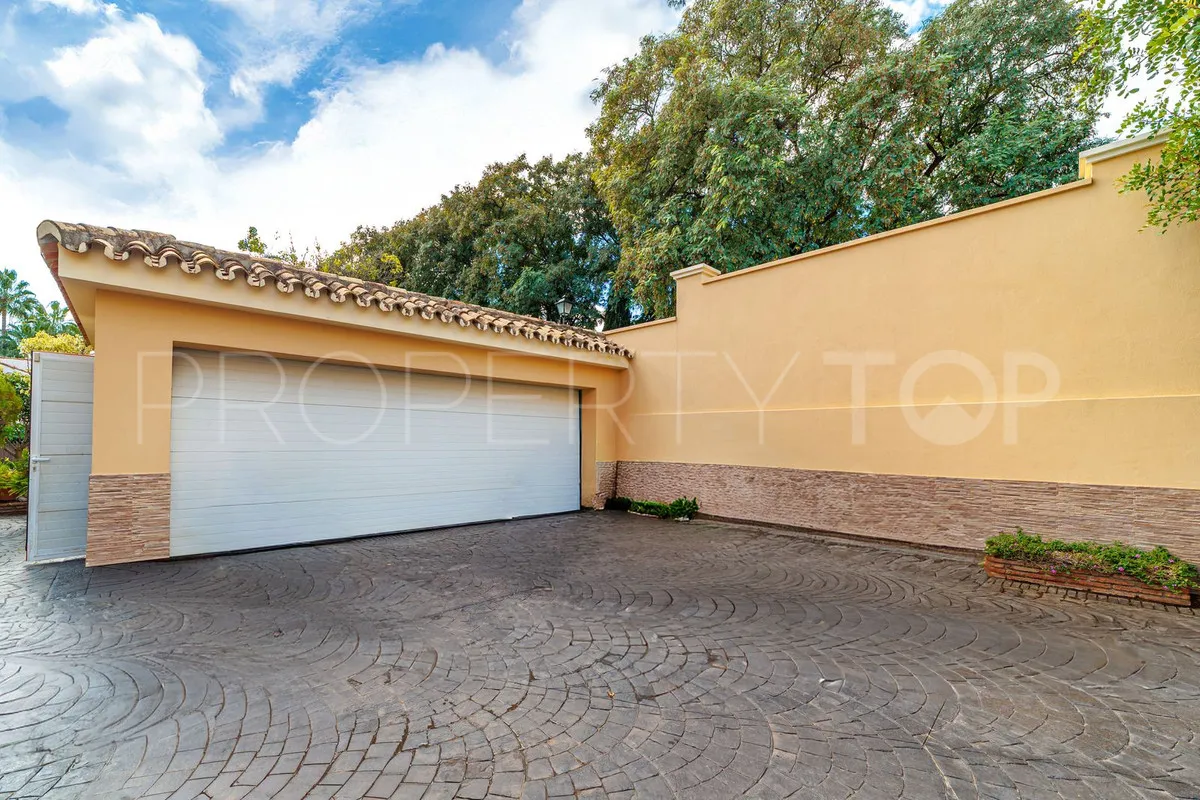Villa en venta en Marbella Ciudad