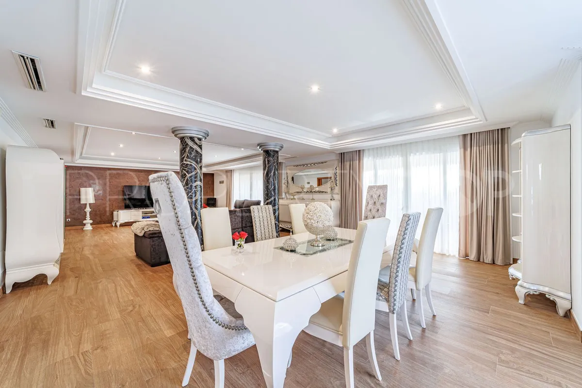 Villa en venta en Marbella Ciudad
