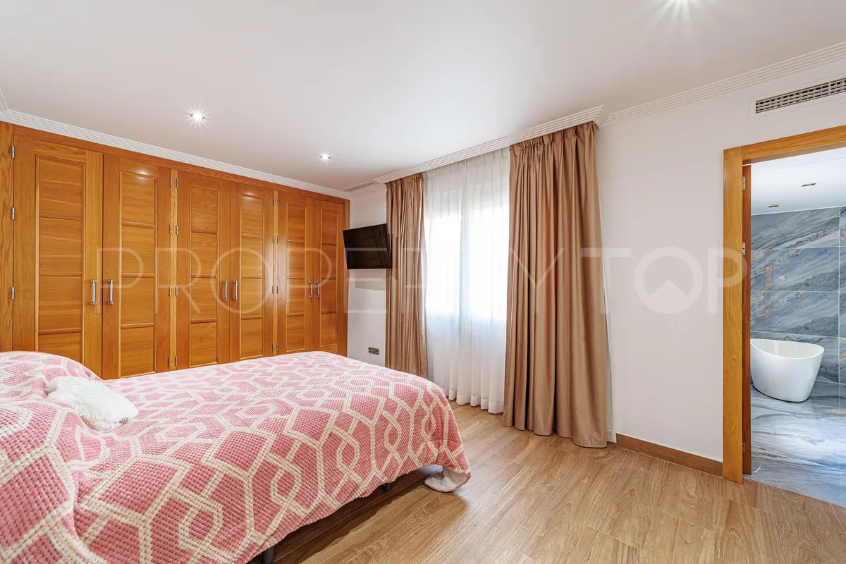 Villa en venta en Marbella Ciudad