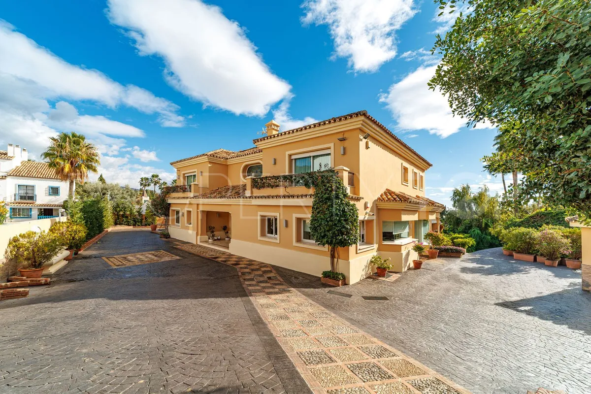 Villa en venta en Marbella Ciudad