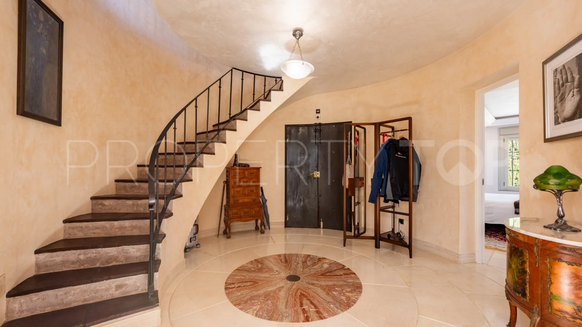 Linda Vista Baja 4 bedrooms villa for sale