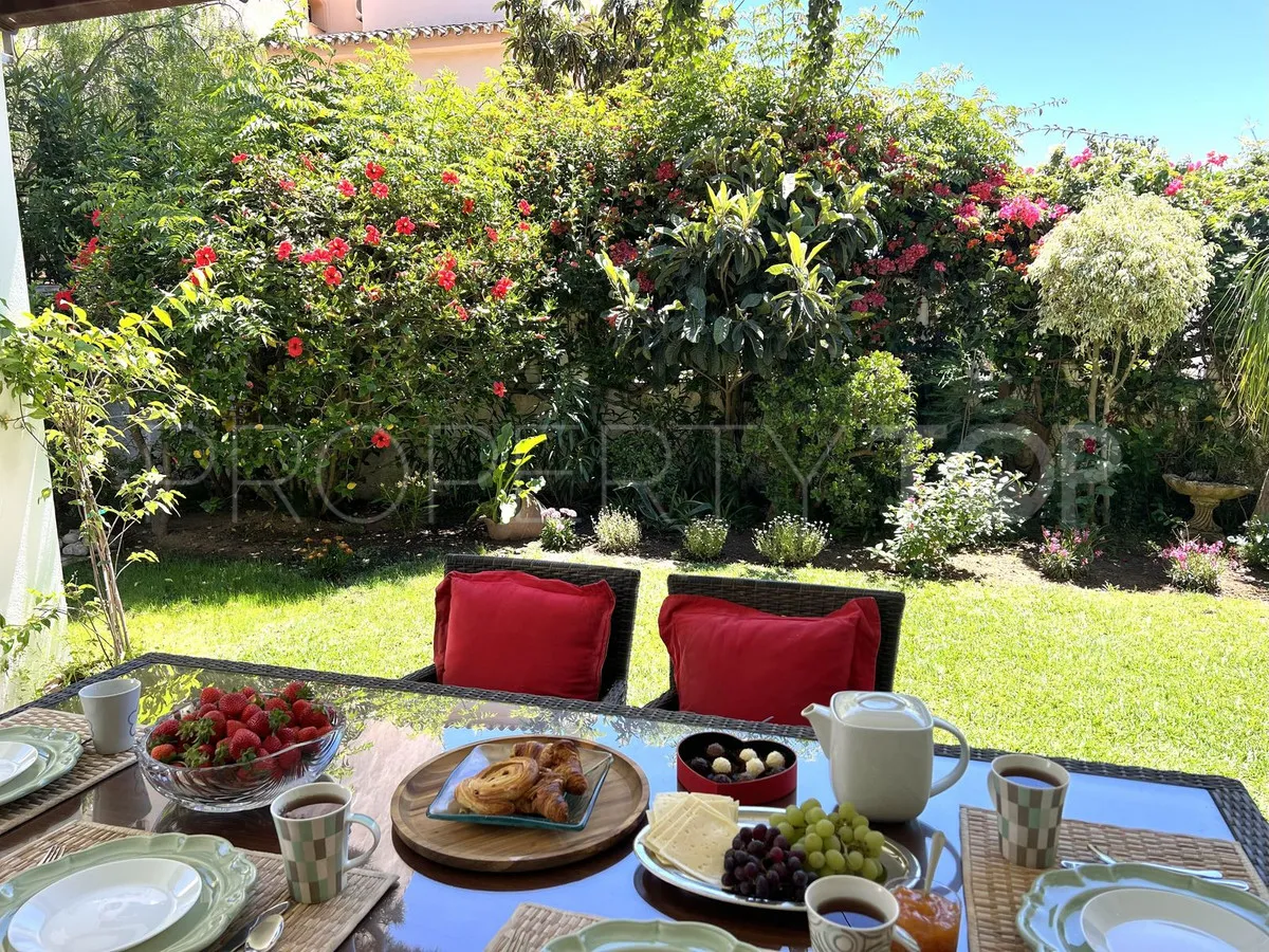 Marbesa, villa de 4 dormitorios en venta