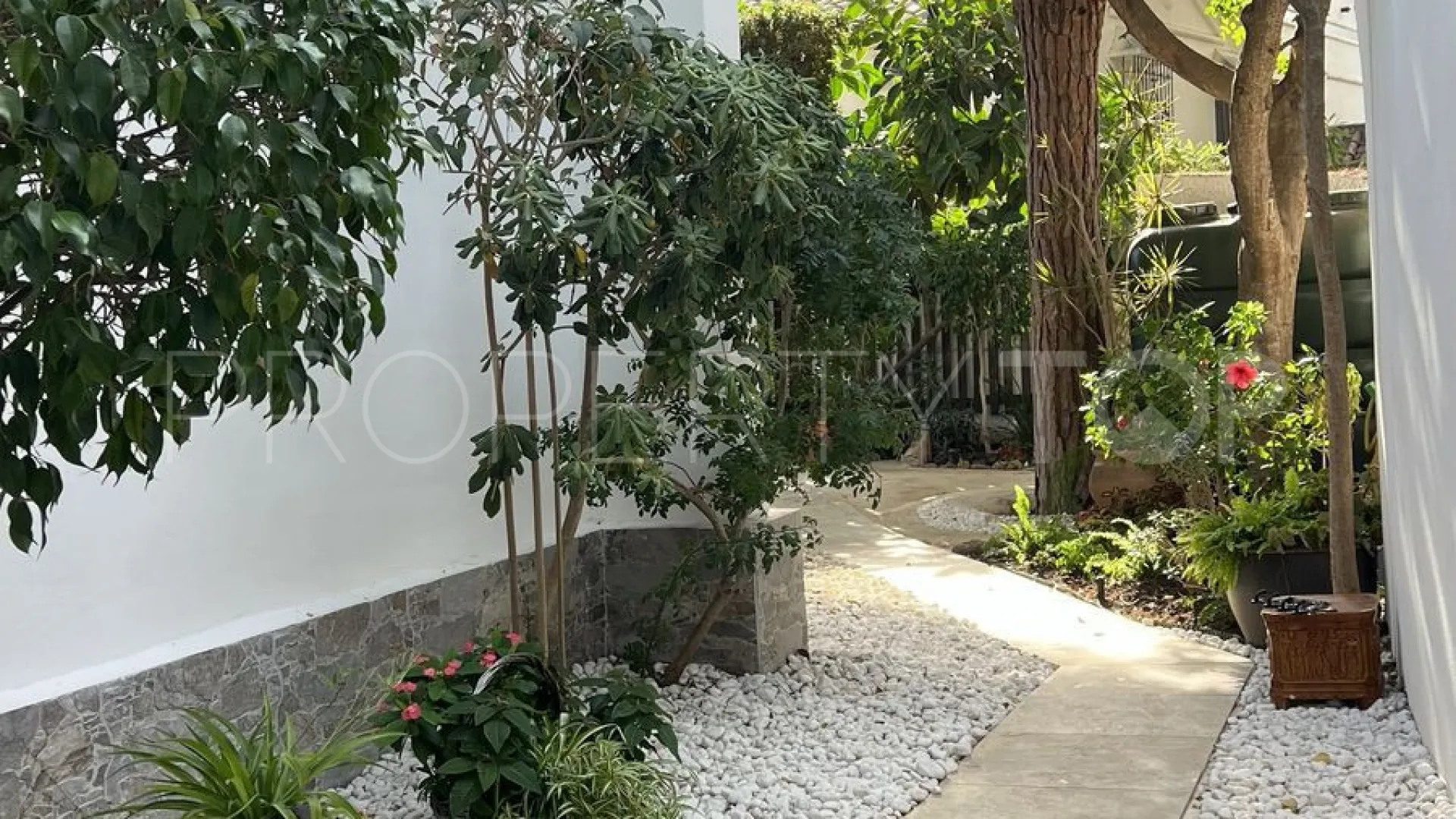 Marbesa, villa de 4 dormitorios en venta
