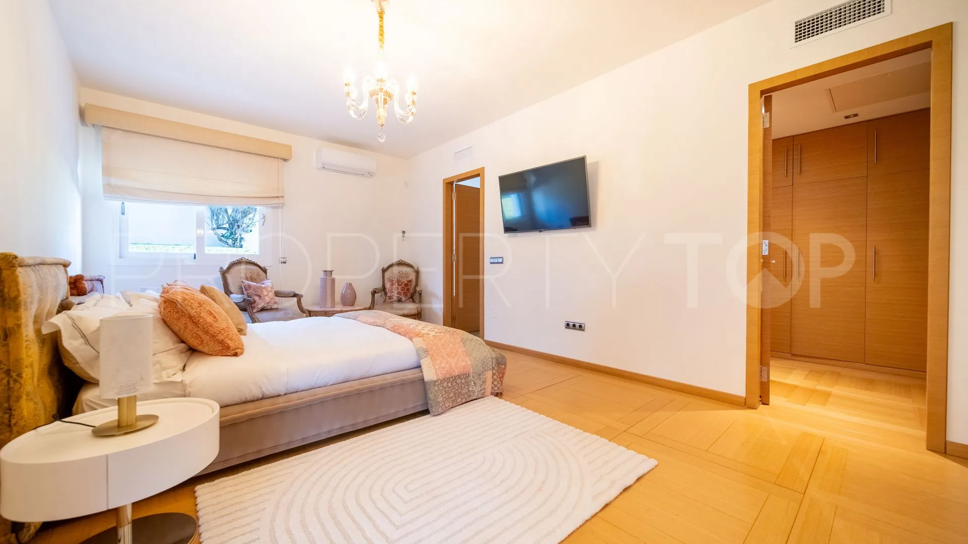For sale Guadalmina Alta 6 bedrooms villa