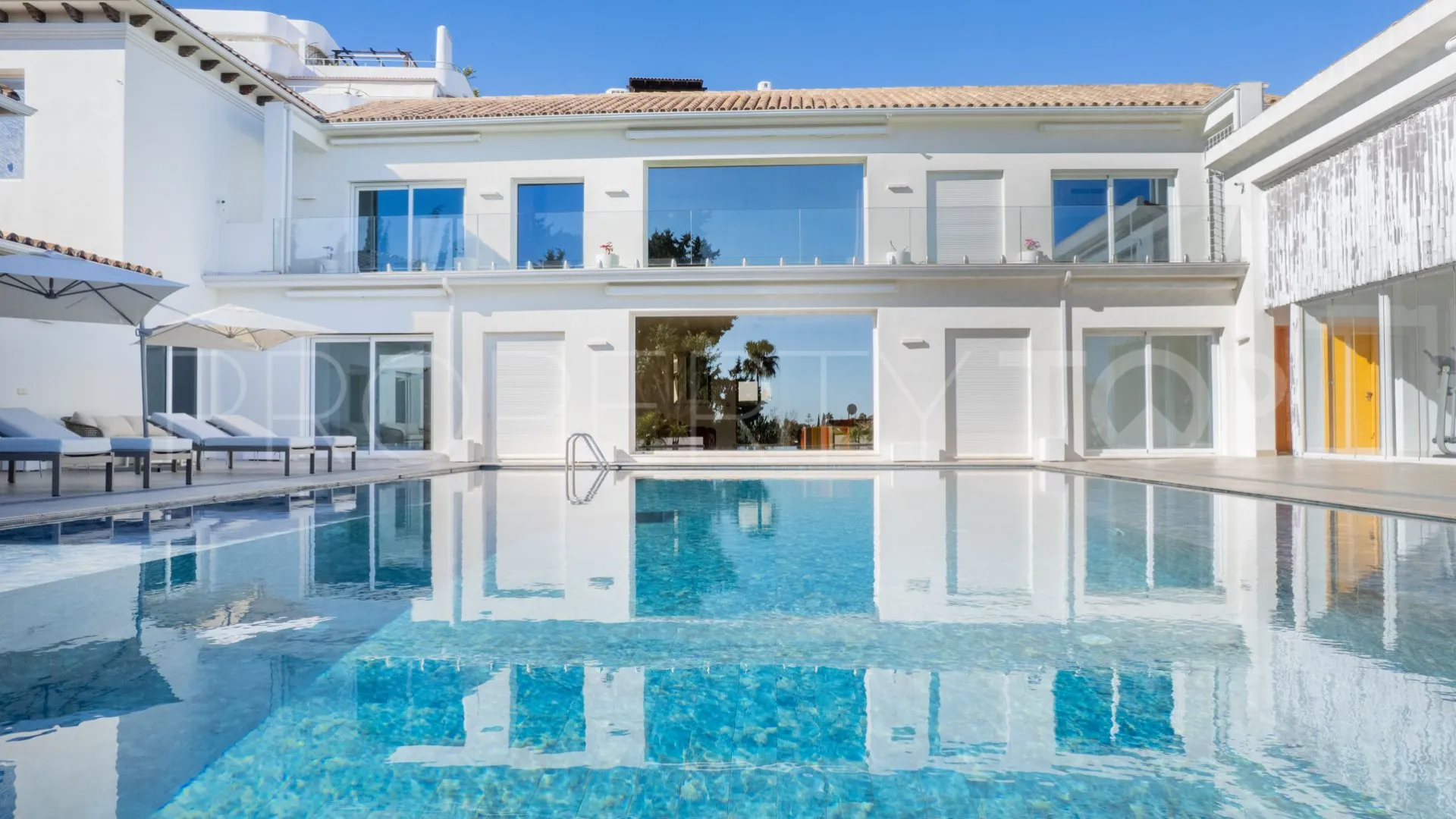 For sale Guadalmina Alta 6 bedrooms villa