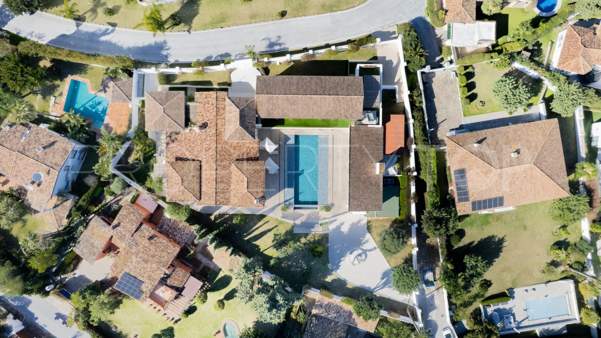 For sale Guadalmina Alta 6 bedrooms villa
