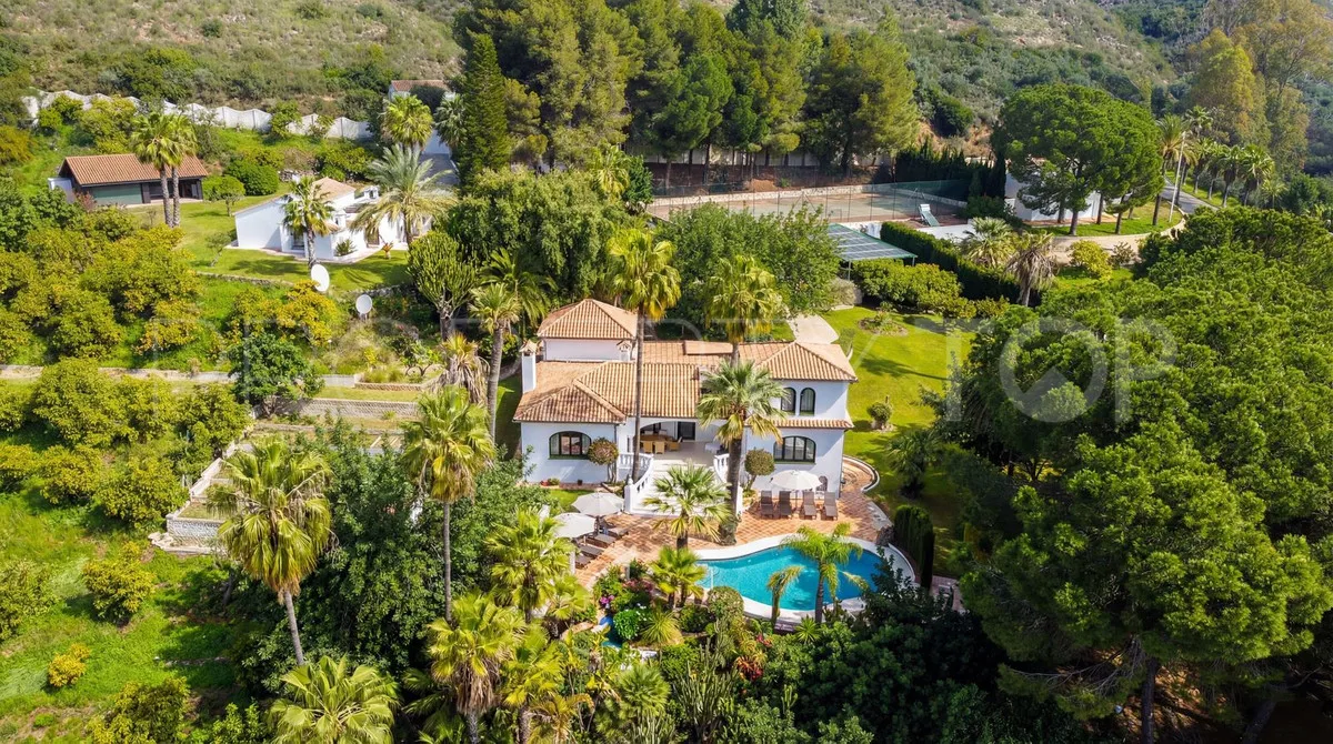Cortijo a la venta en Alhaurin el Grande