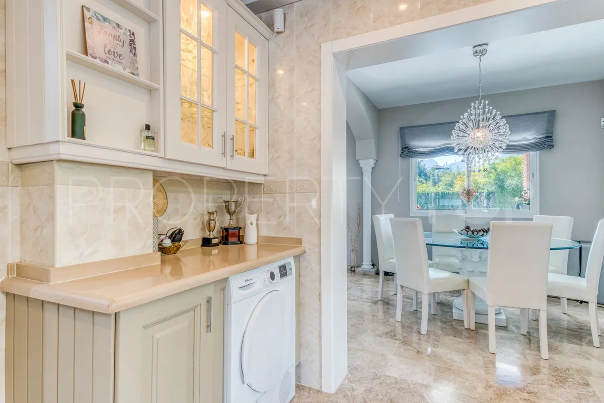 Calahonda, villa en venta