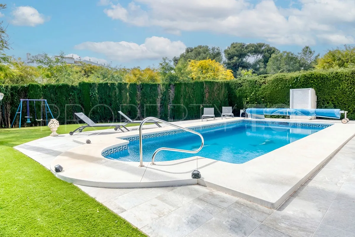 Calahonda, villa en venta