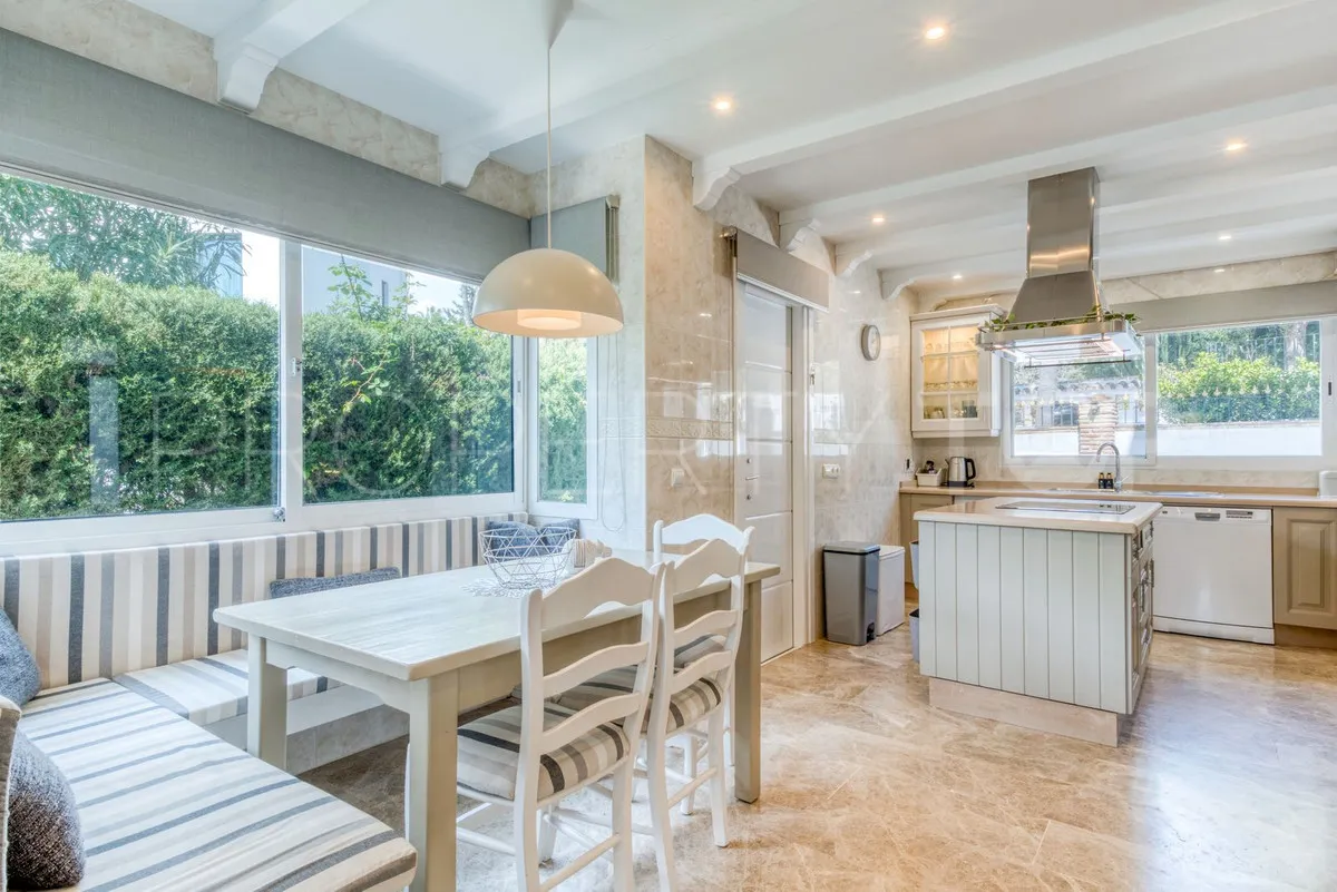 Calahonda, villa en venta