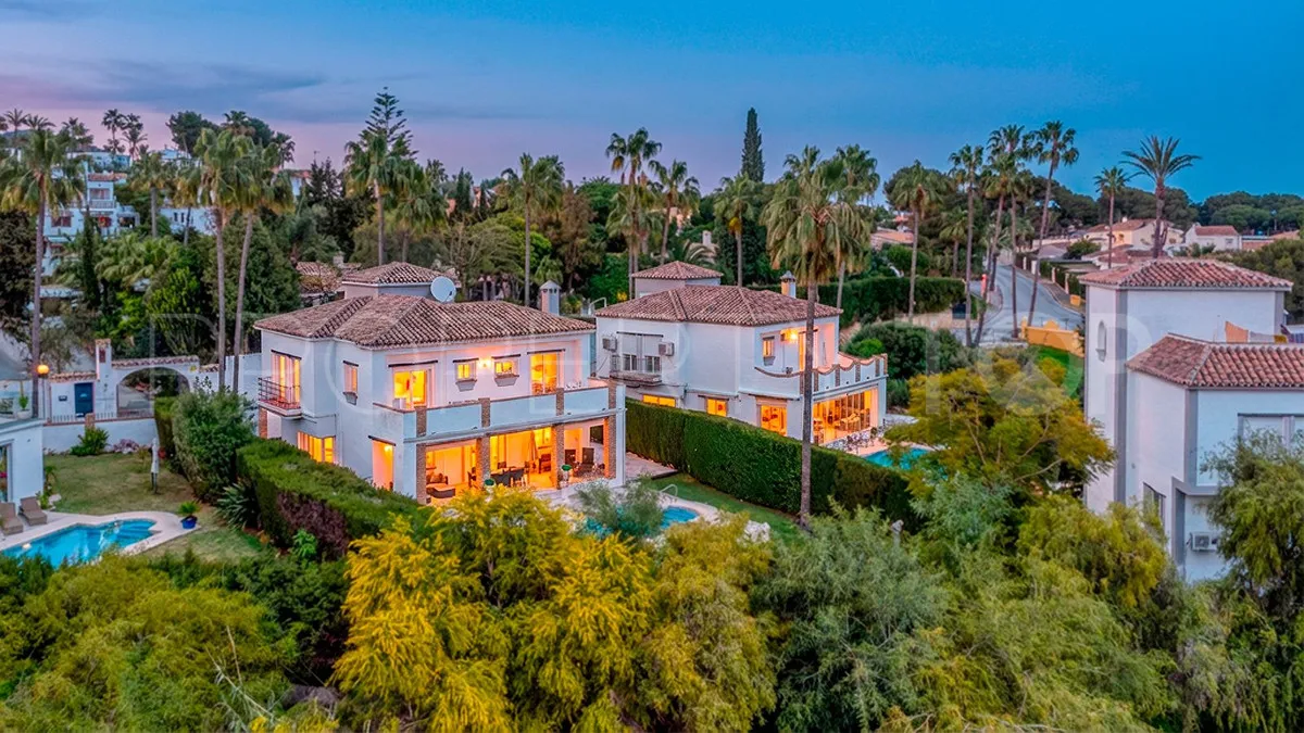 Calahonda, villa en venta