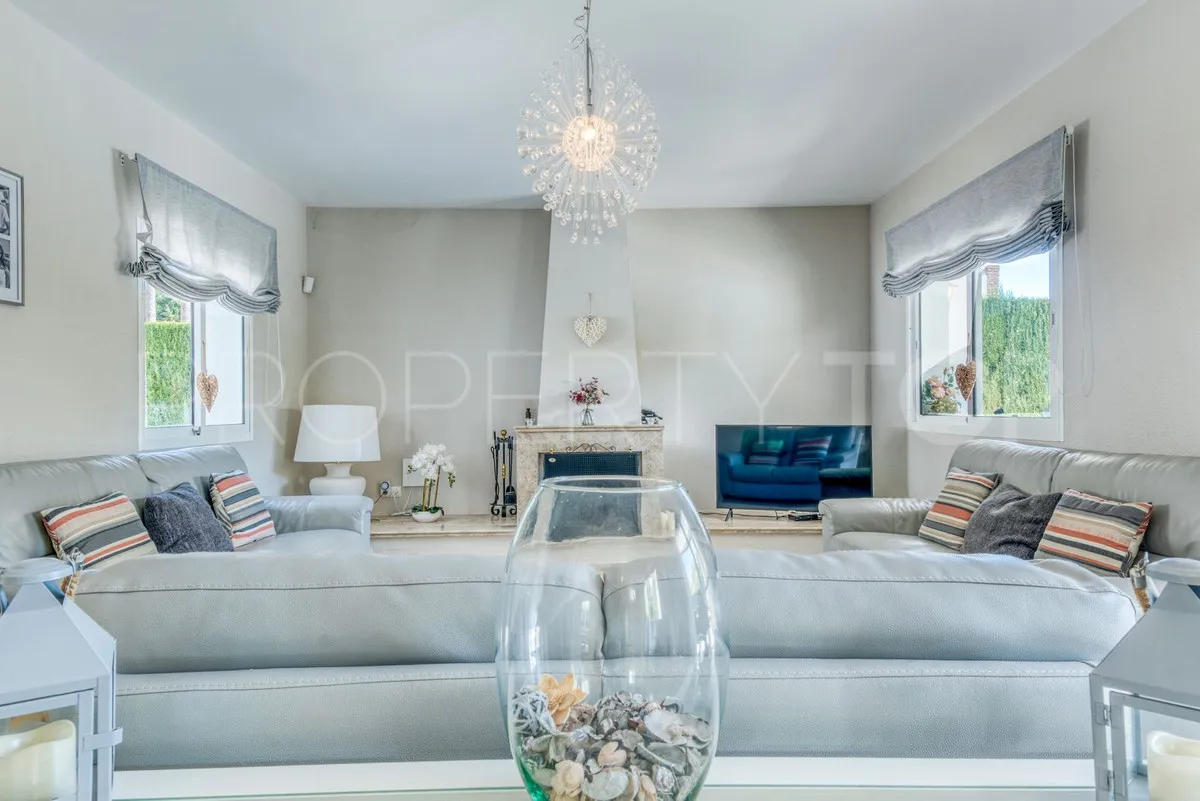 Calahonda, villa en venta