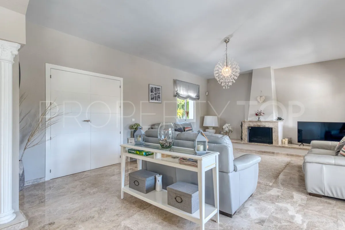 Calahonda, villa en venta