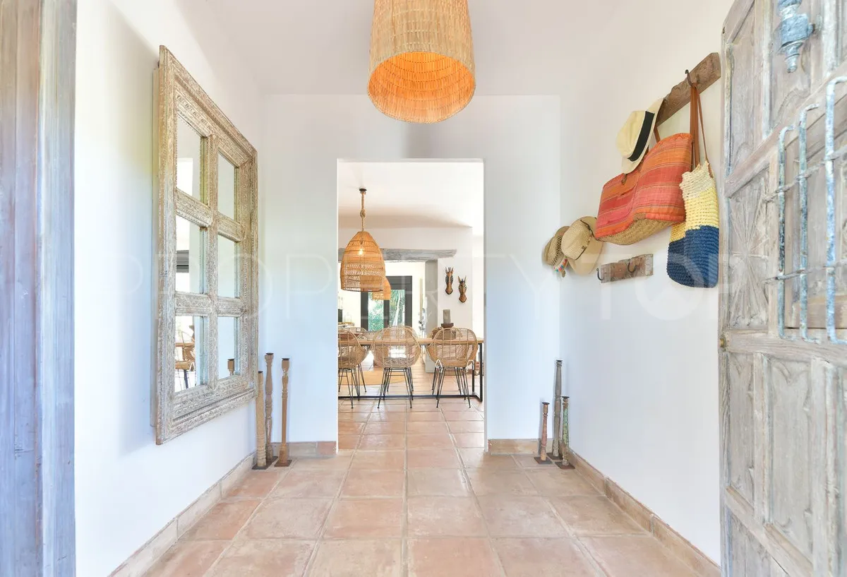 For sale Hacienda las Chapas 5 bedrooms villa