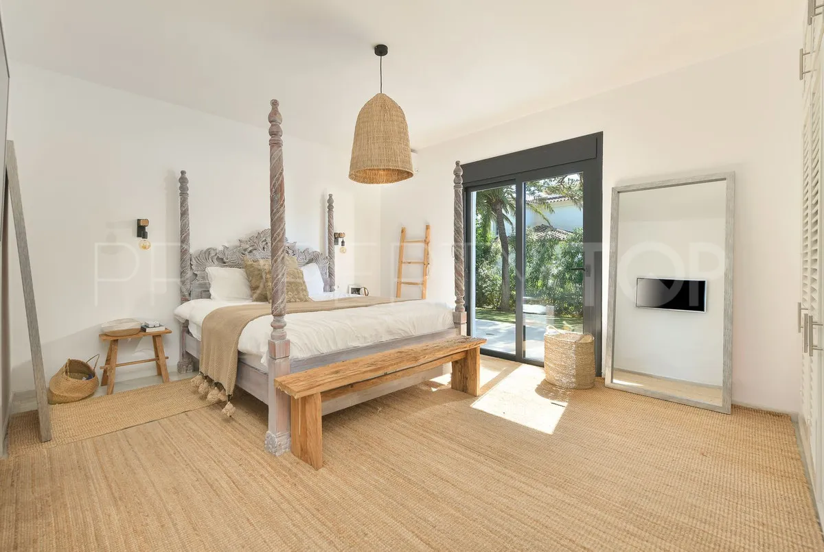 For sale Hacienda las Chapas 5 bedrooms villa