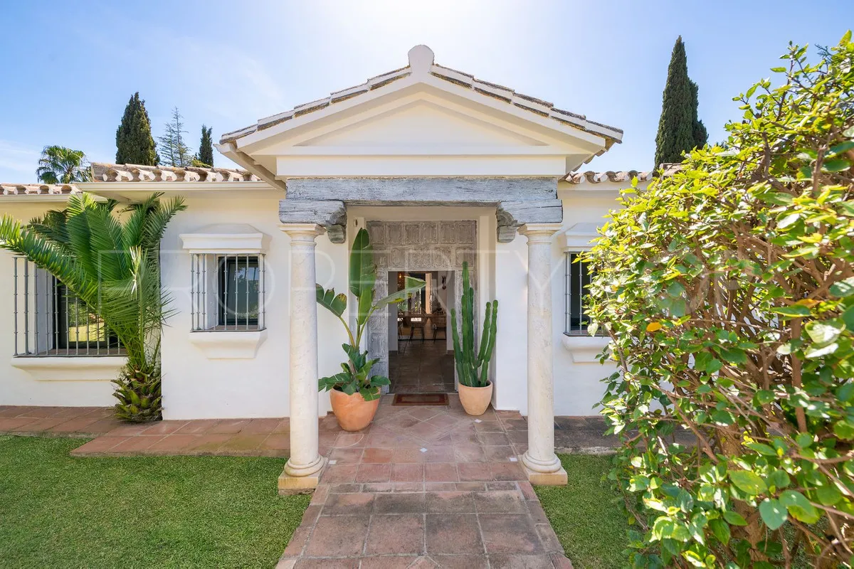 For sale Hacienda las Chapas 5 bedrooms villa