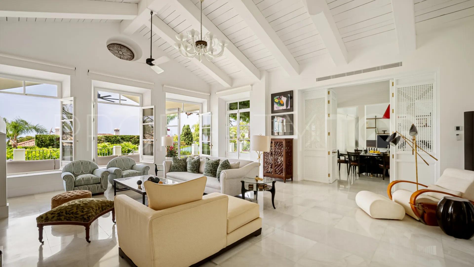 For sale 6 bedrooms villa in Sierra Blanca
