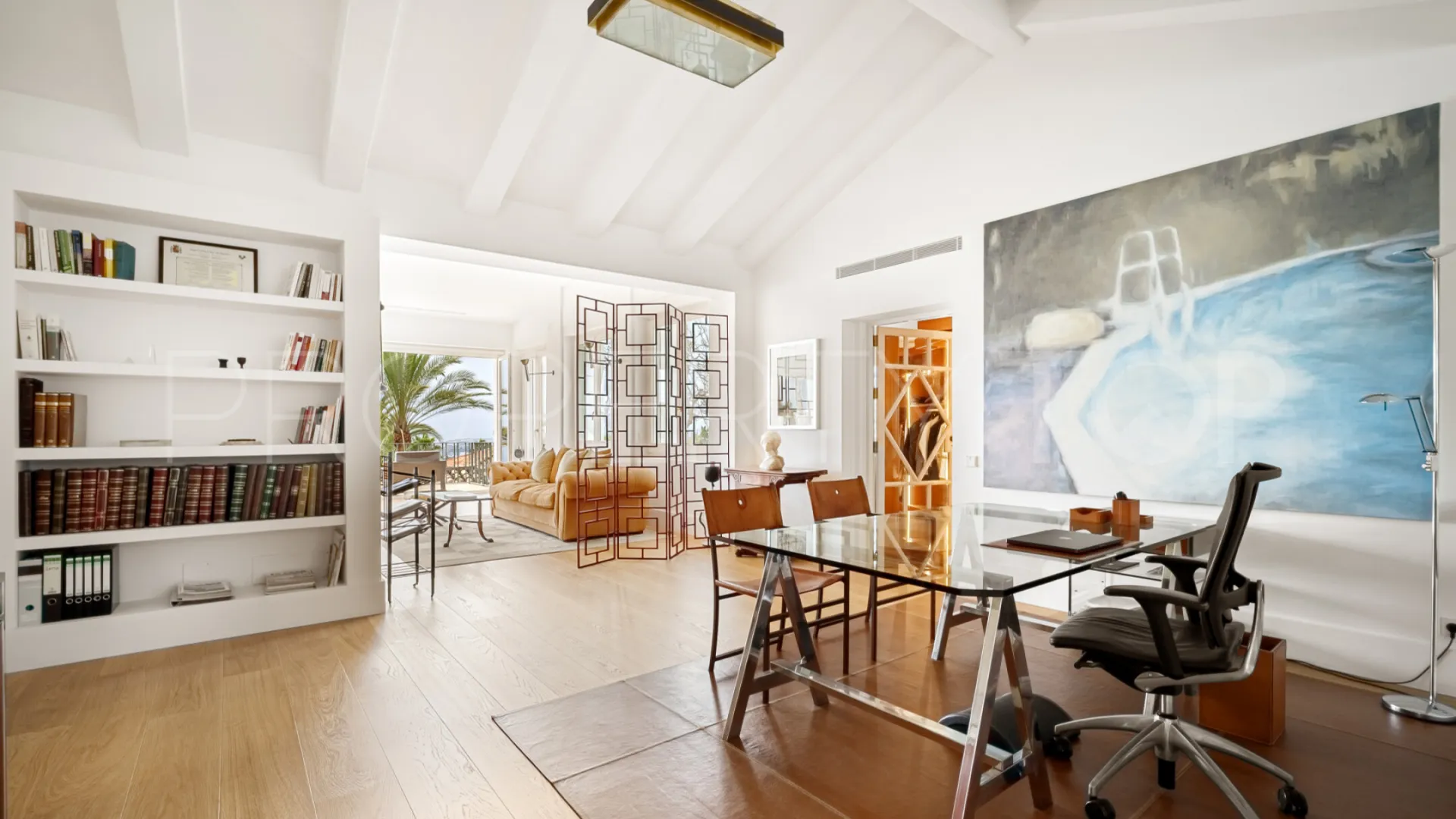 For sale 6 bedrooms villa in Sierra Blanca