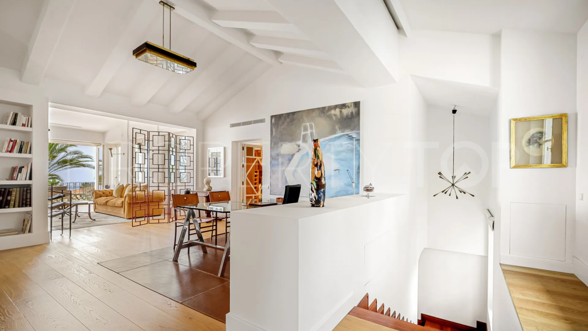 For sale 6 bedrooms villa in Sierra Blanca