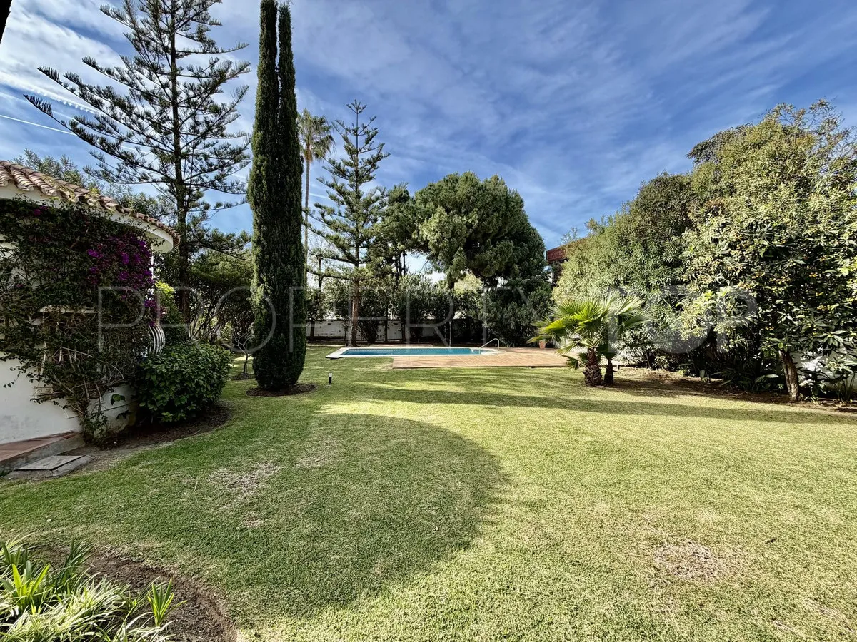 5 bedrooms Linda Vista Baja villa for sale