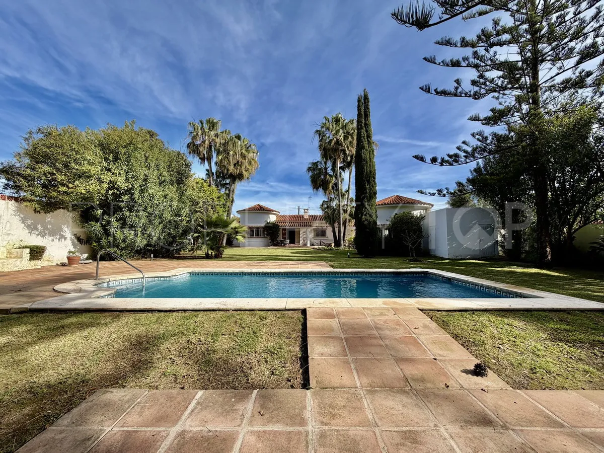 5 bedrooms Linda Vista Baja villa for sale