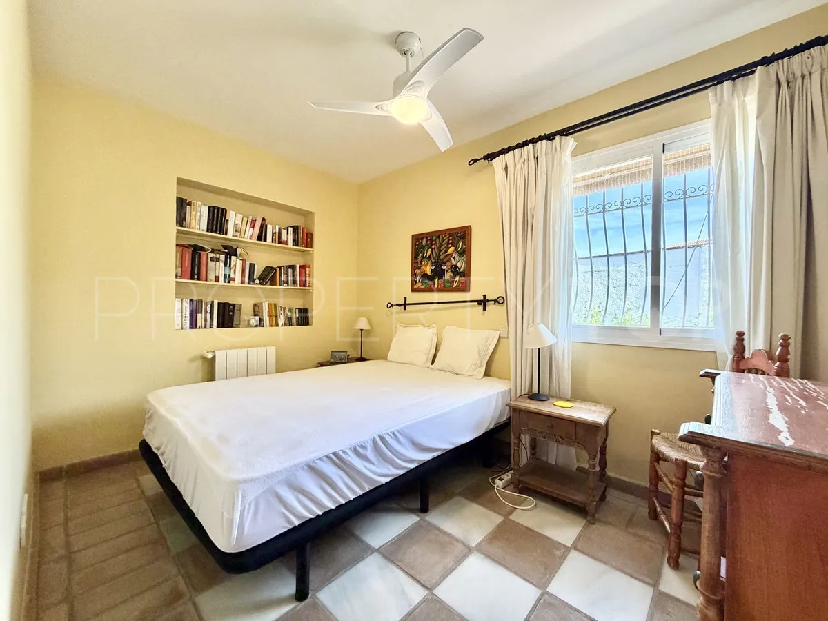 5 bedrooms Linda Vista Baja villa for sale