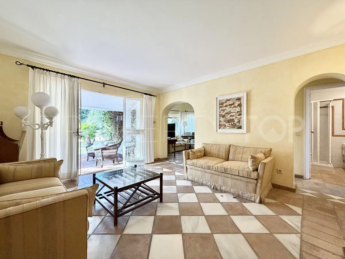 5 bedrooms Linda Vista Baja villa for sale