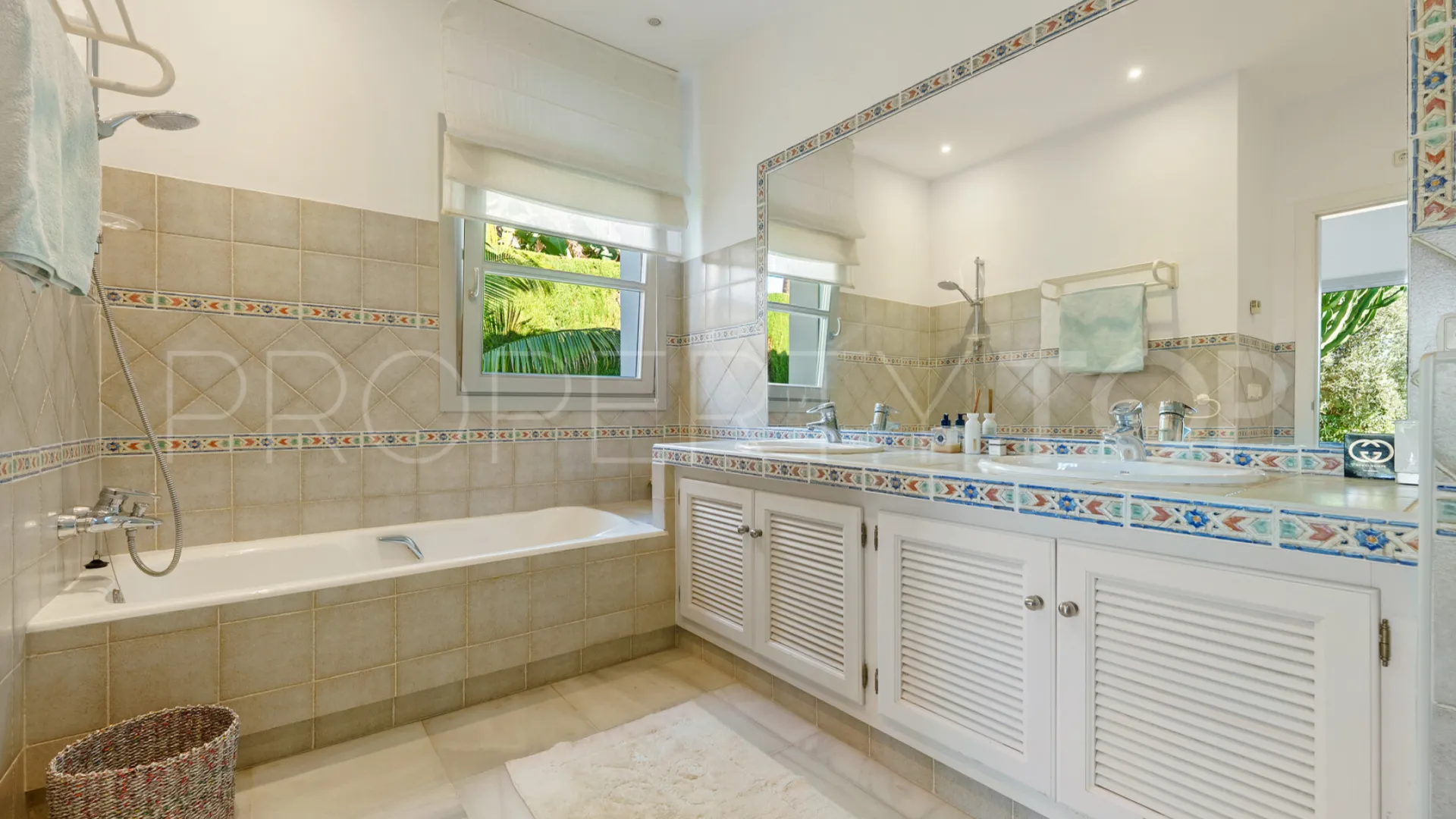 Sierra Blanca 4 bedrooms villa for sale