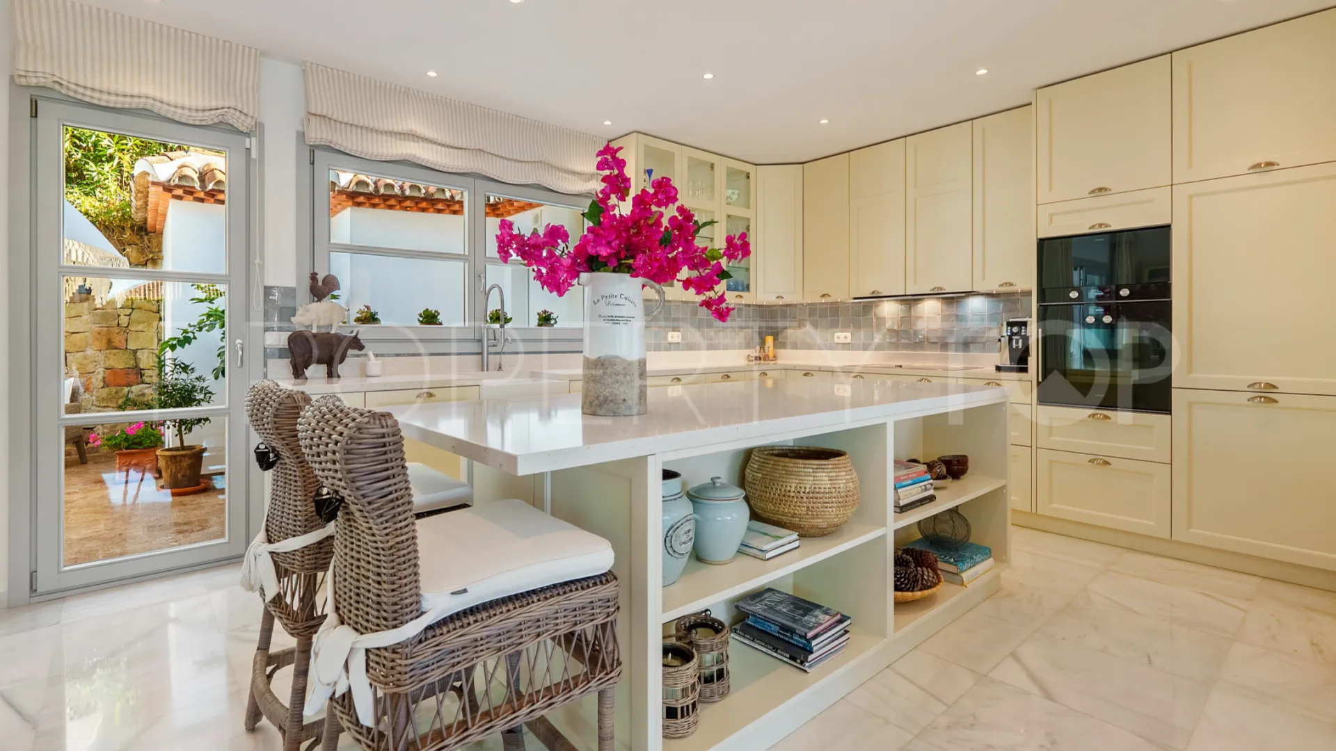 Sierra Blanca 4 bedrooms villa for sale