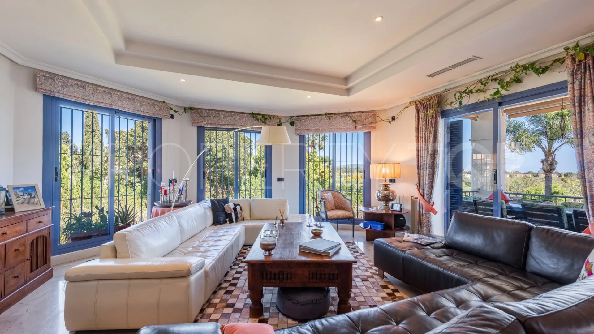 Zona B villa for sale