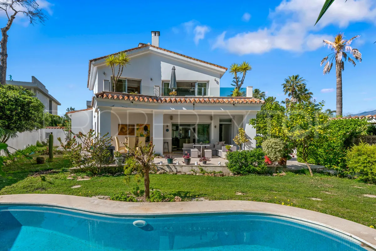 5 bedrooms San Pedro de Alcantara villa for sale