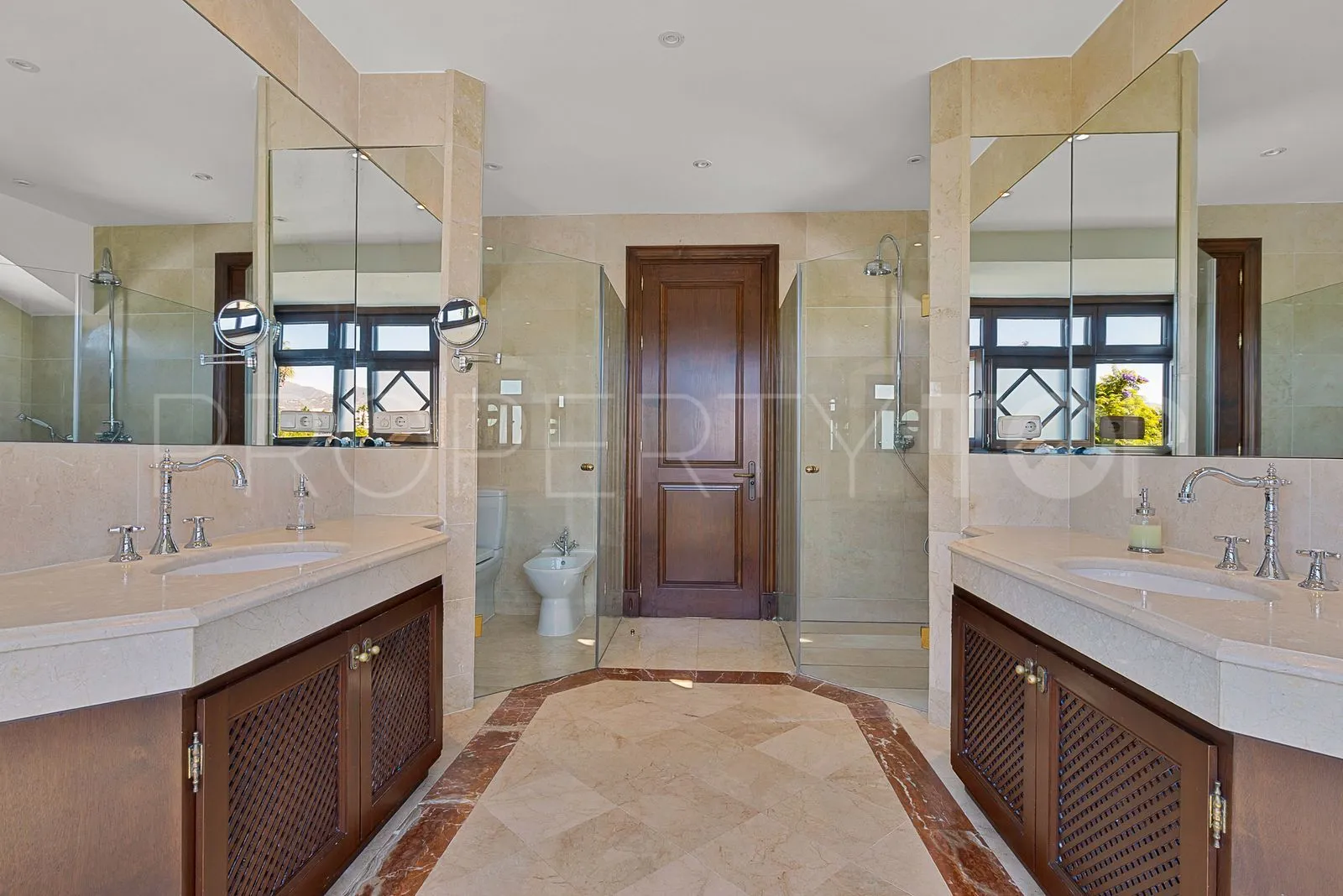 Buy Guadalmina Alta villa