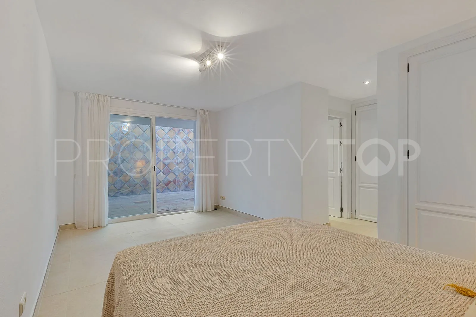 Buy Guadalmina Alta villa
