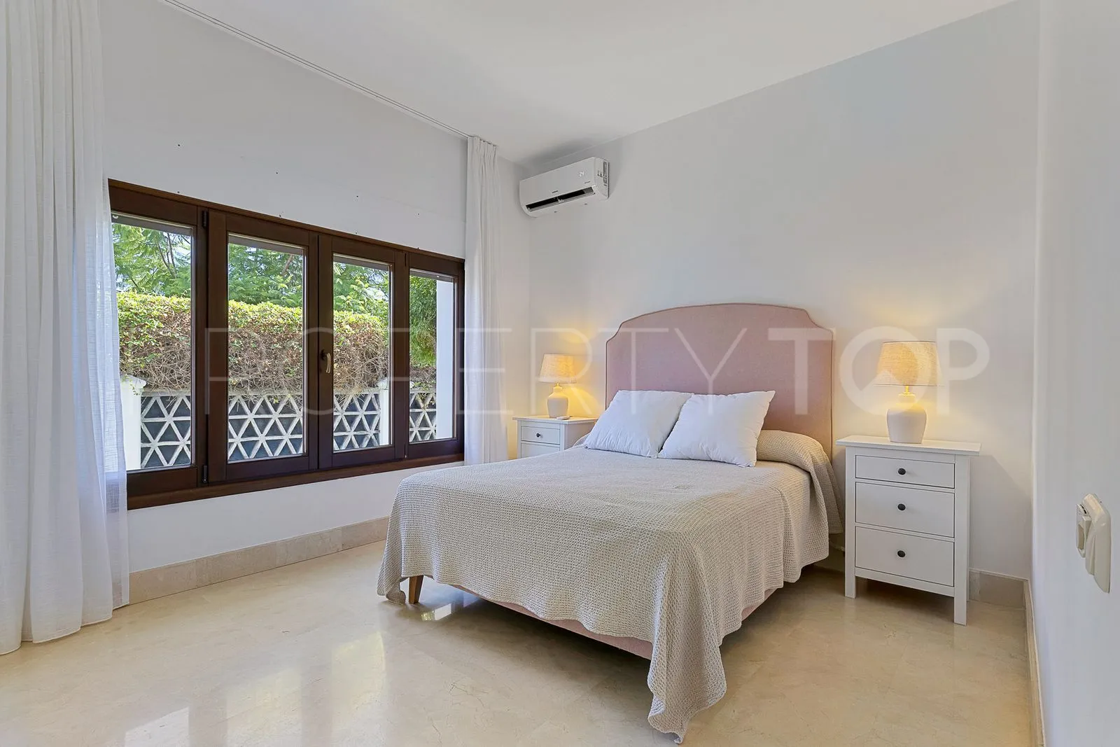 Buy Guadalmina Alta villa