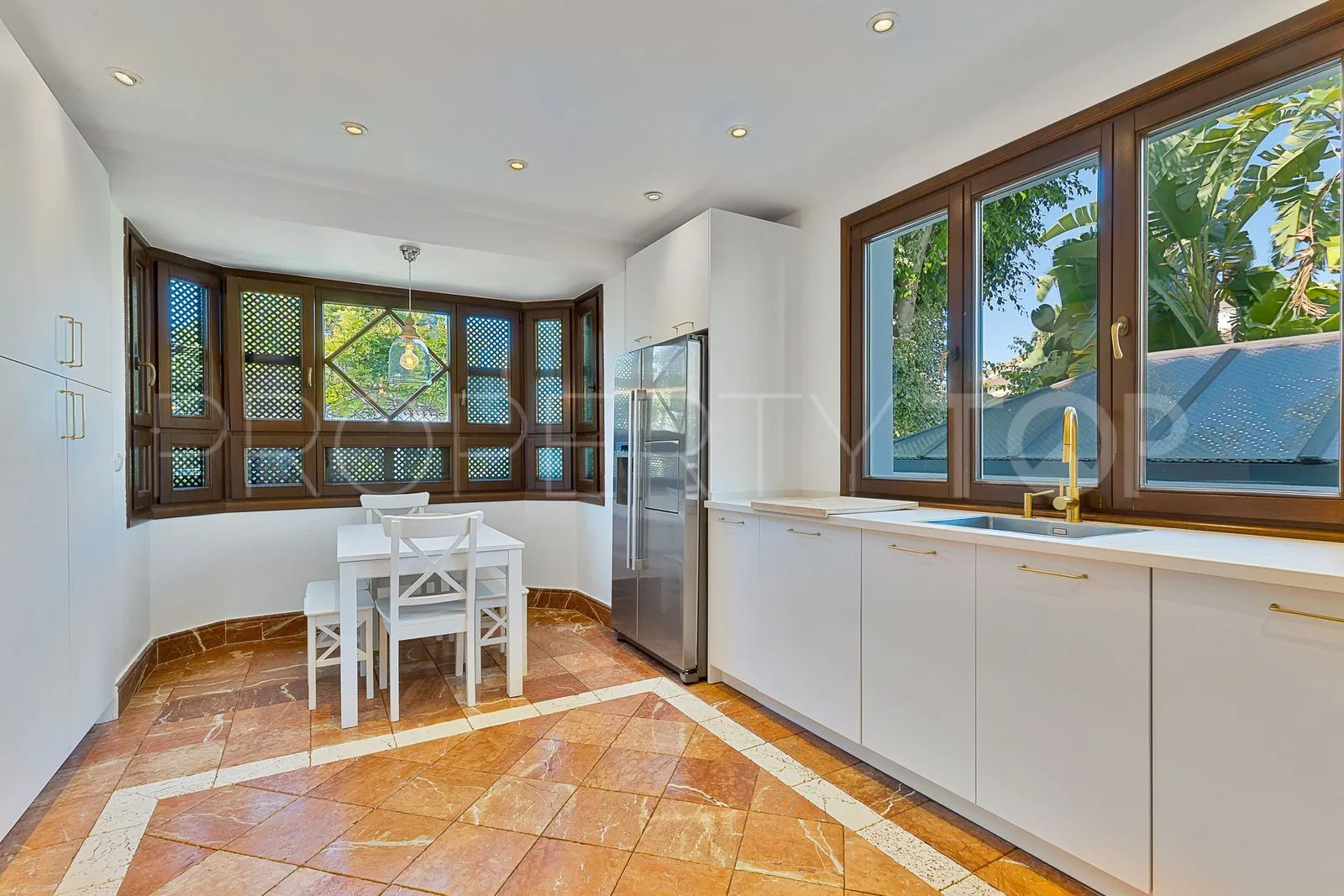 Buy Guadalmina Alta villa