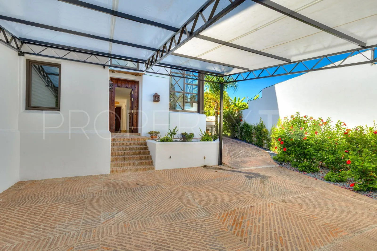 Buy Guadalmina Alta villa