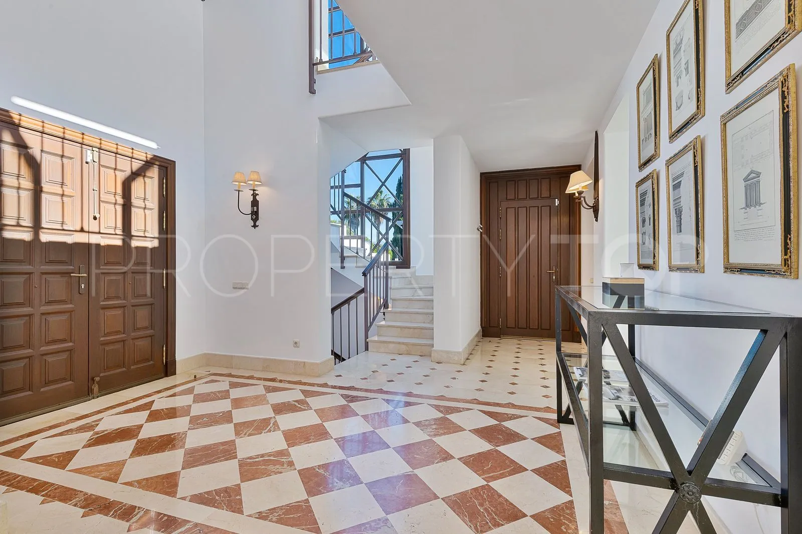 Buy Guadalmina Alta villa