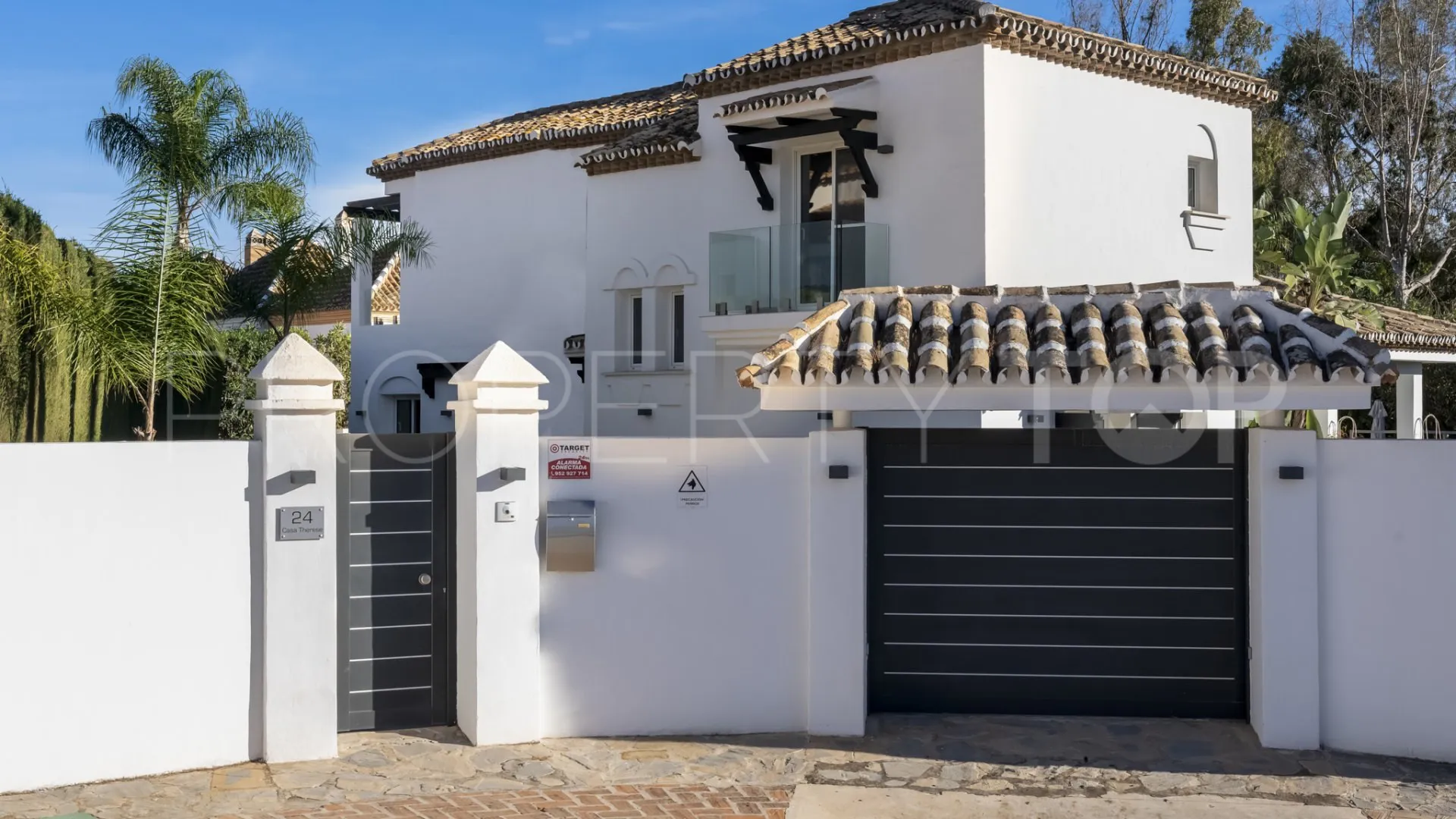 4 bedrooms villa for sale in Marbella Country Club