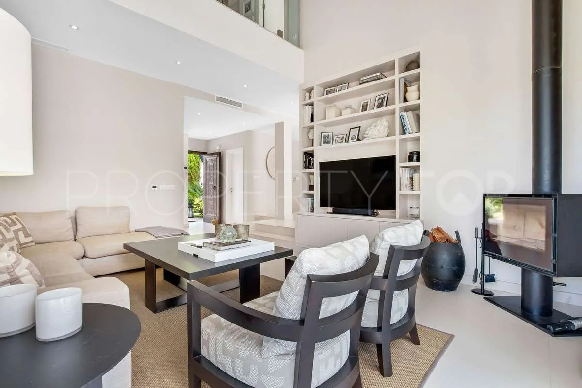 4 bedrooms villa for sale in Marbella Country Club