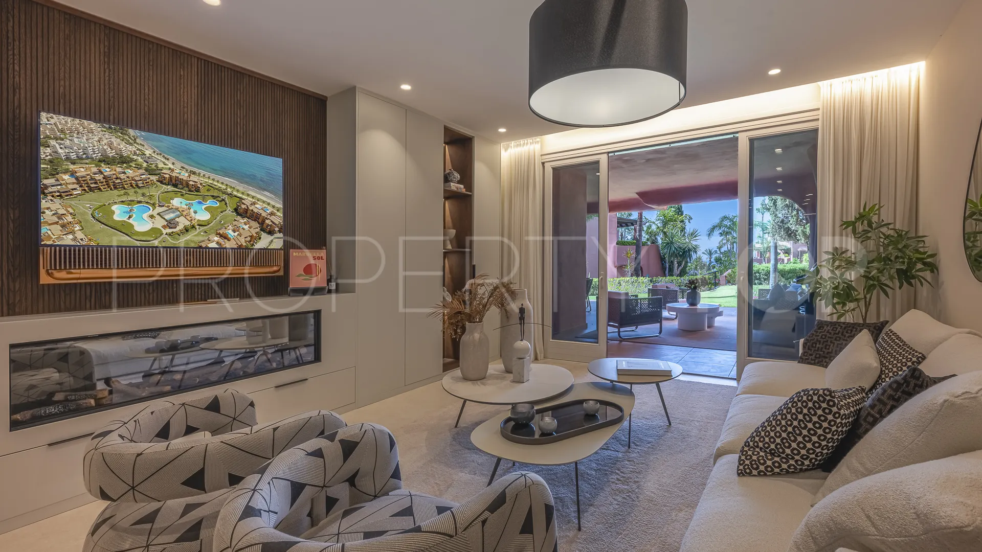 For sale ground floor apartment in Torre Bermeja with 3 bedrooms