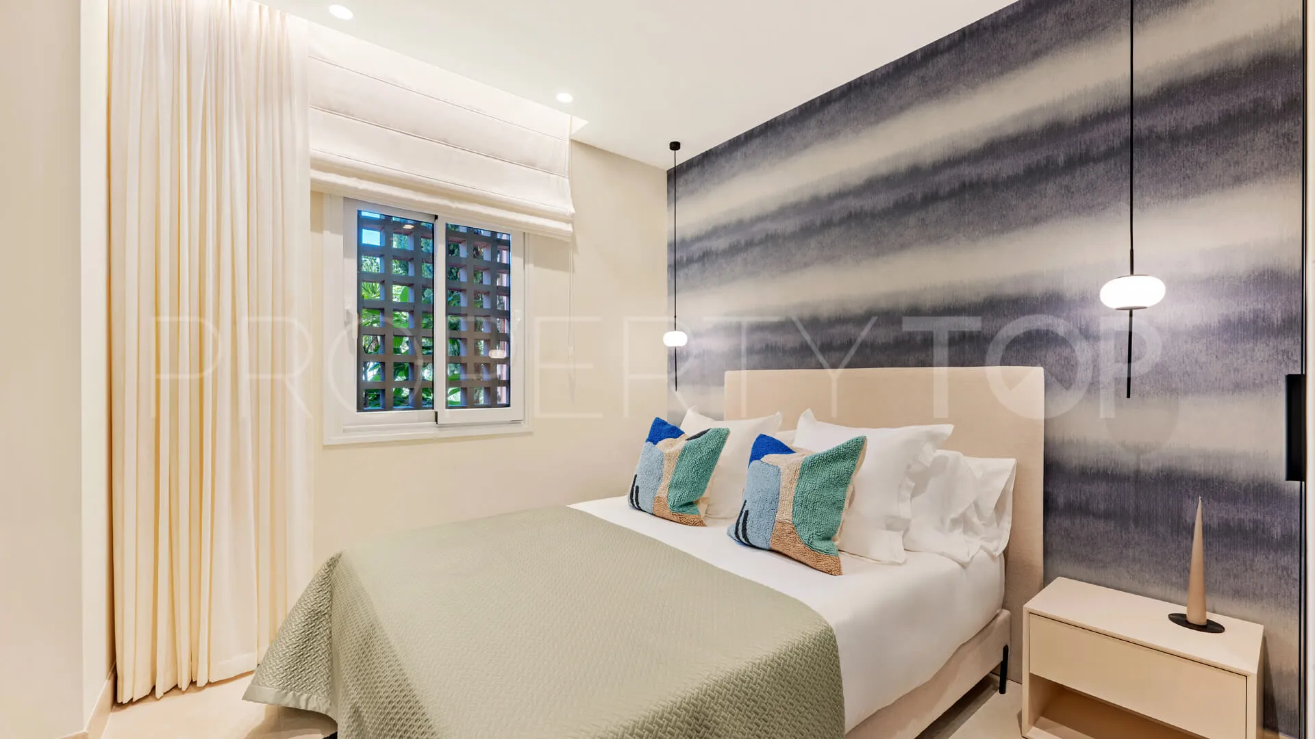For sale ground floor apartment in Torre Bermeja with 3 bedrooms