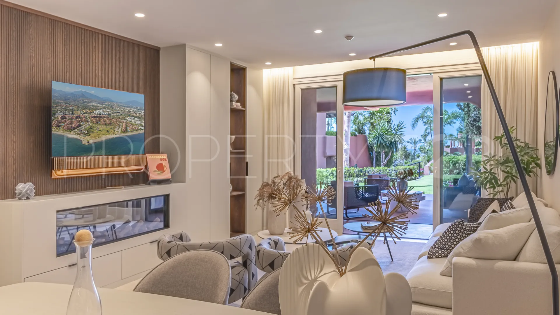 For sale ground floor apartment in Torre Bermeja with 3 bedrooms
