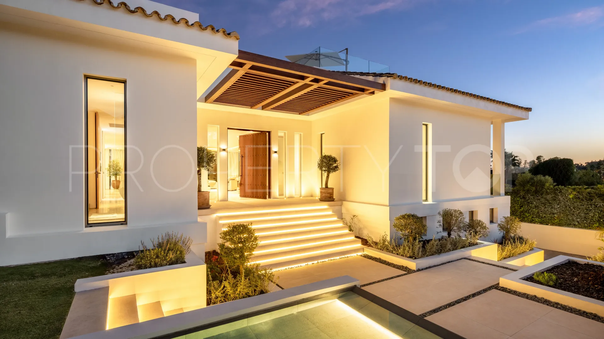 Nueva Andalucia, villa en venta con 6 dormitorios