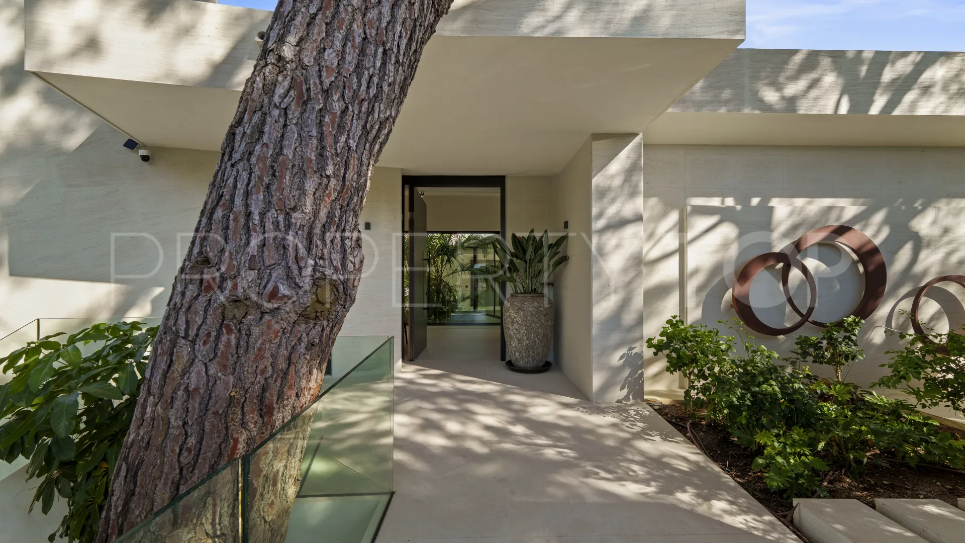 Villa in Hacienda las Chapas for sale