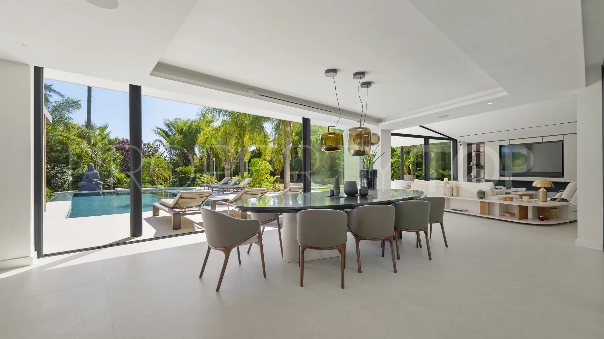 Villa in Hacienda las Chapas for sale