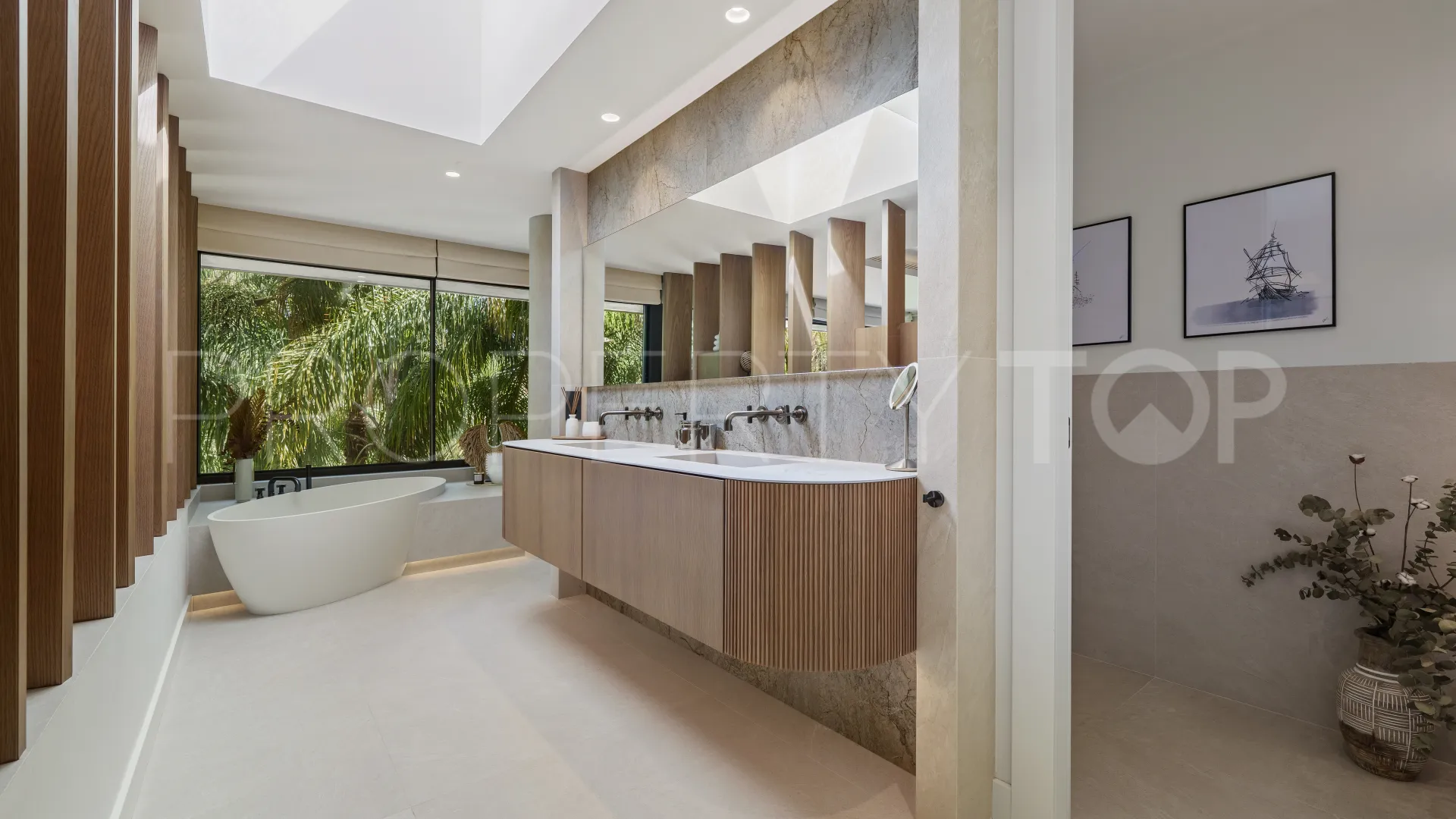 Villa in Hacienda las Chapas for sale